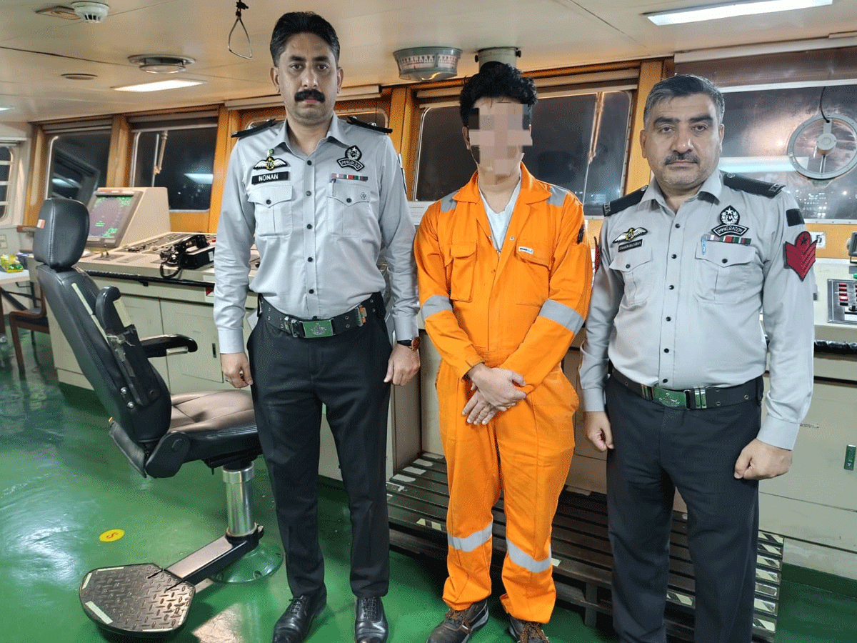 کراچی پورٹ پر ایف آئی اے کی کارروائی، سنگاپور فلیگڈ شپ پر موجود غیردستاویزی برمی شہری کی نشاندہی