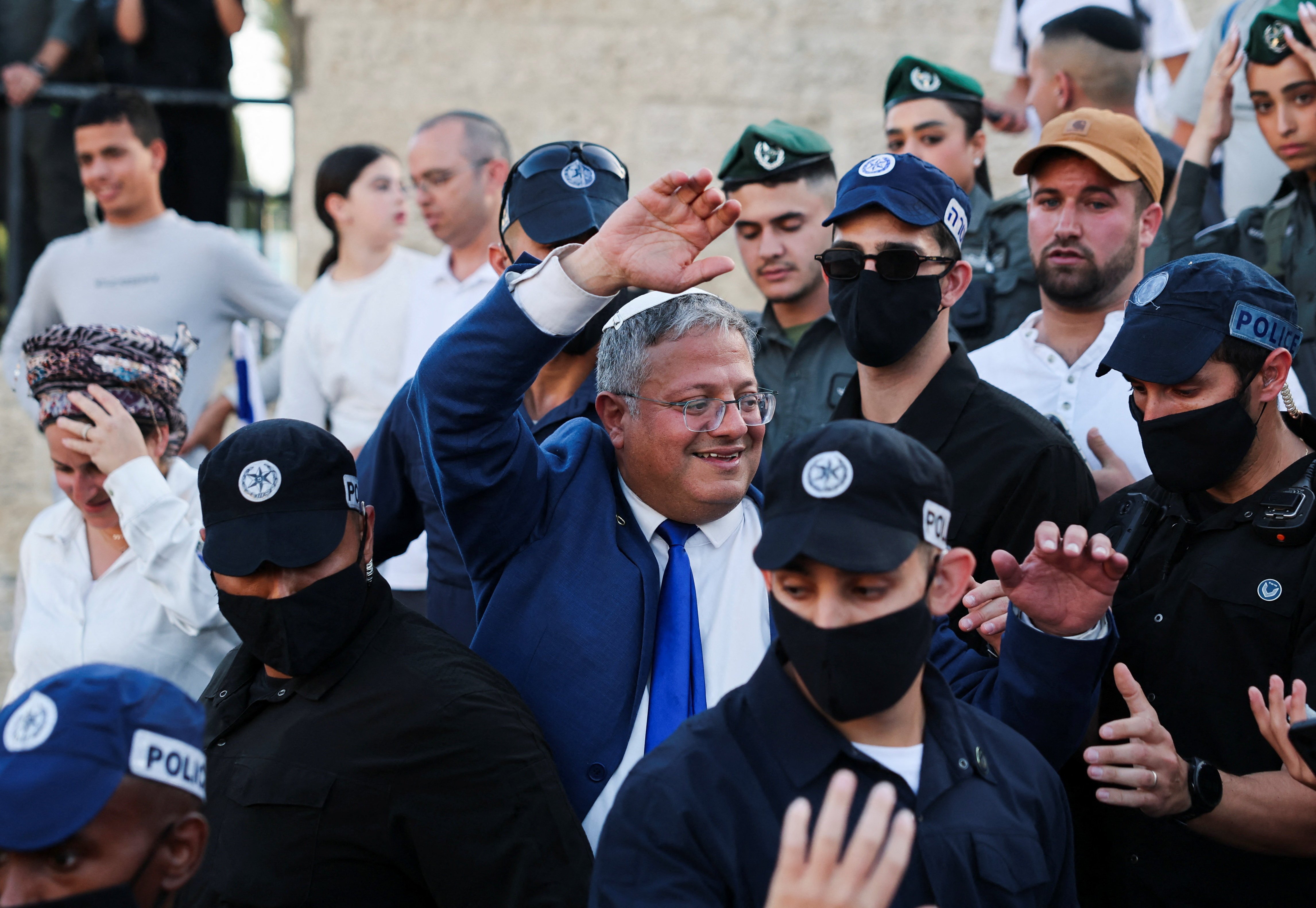 بیت المقدس پر قبضے کی یاد میں اسرائیلیوں کا مسلم کوارٹر میں پریڈ کا انعقاد