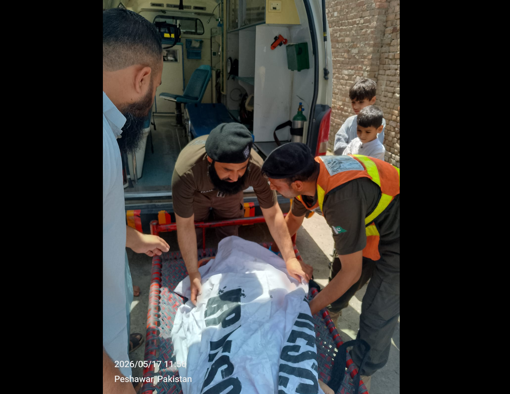 پشاور: نوجوان کا نالے میں ڈوبنے کا افسوسناک واقعہ، لاش نکال لی گئی