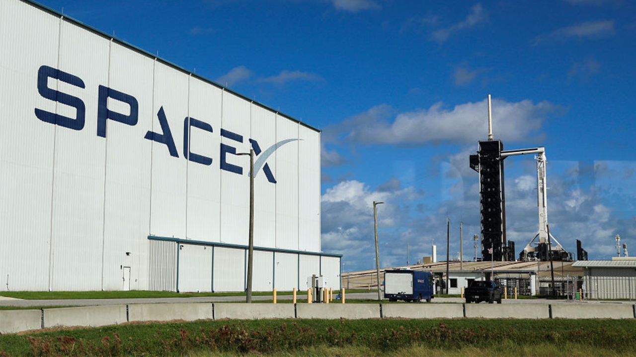 SpaceX moves to launch highly anticipated IPO