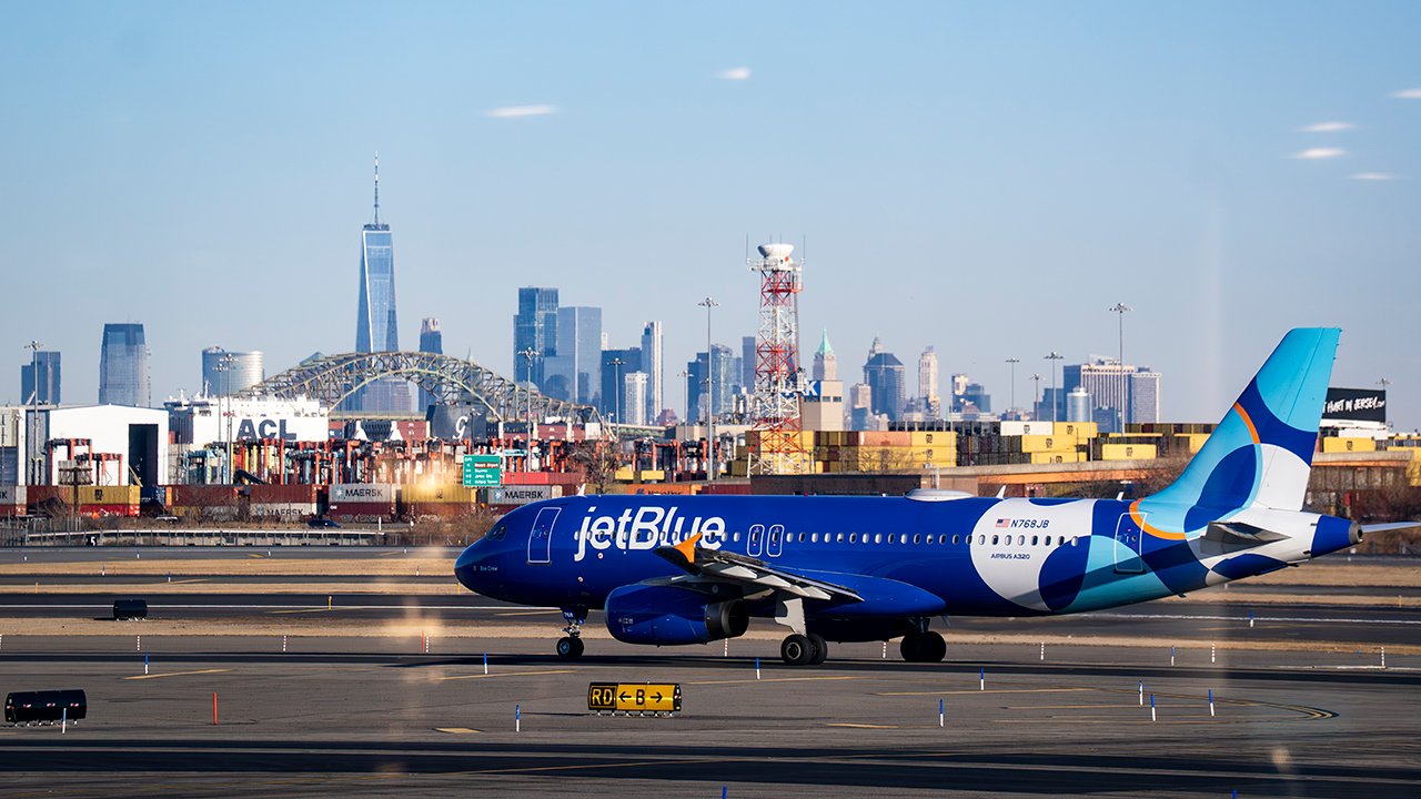 JetBlue cuts back at Newark, LaGuardia airports as airline shifts focus to Florida